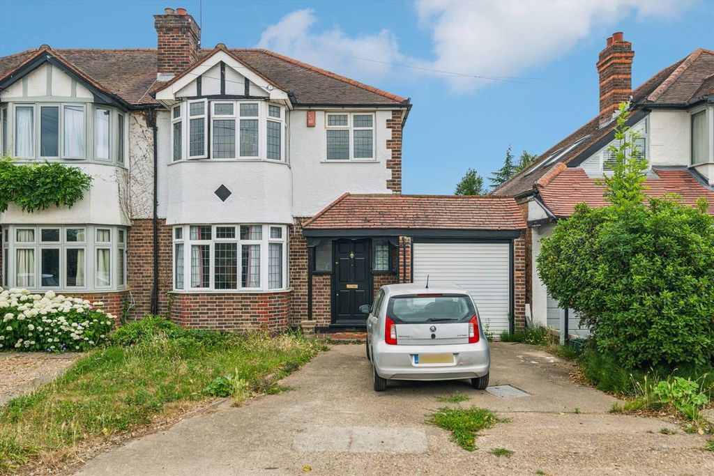 Property photo 1 of 8