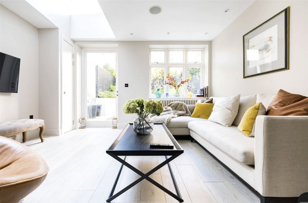 Property photo 3 of 13 Picture No. 07