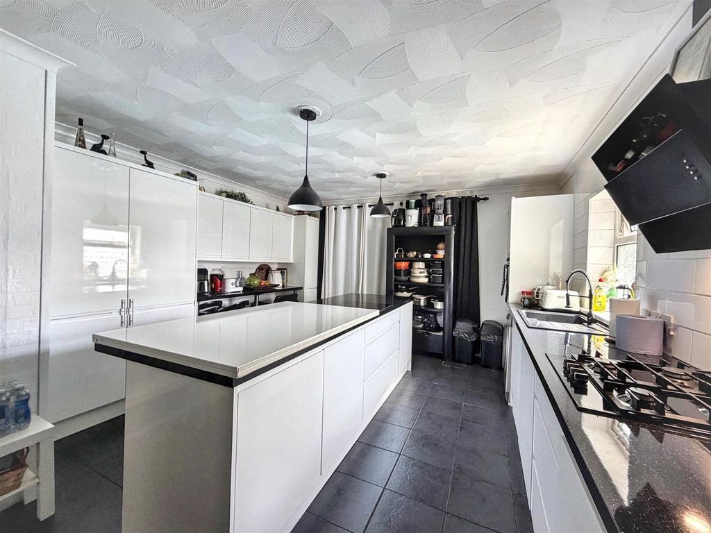 Property photo 3 of 12 3 (3).Jpg