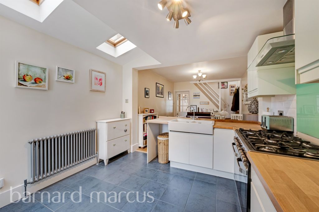 Property photo 3 of 13