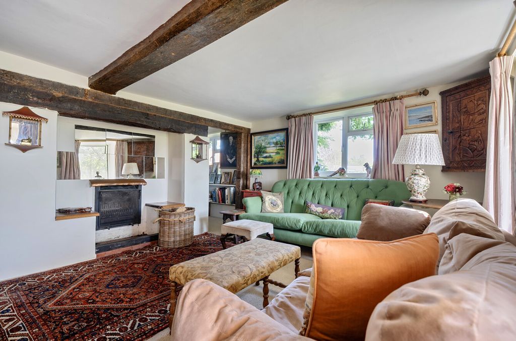 Property photo 3 of 23