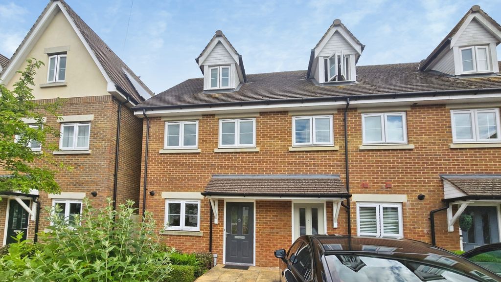 Property photo 1 of 11 Pbox-Img.Jpg