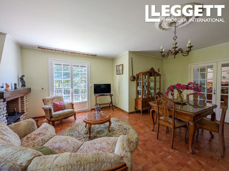 Property photo 3 of 10
