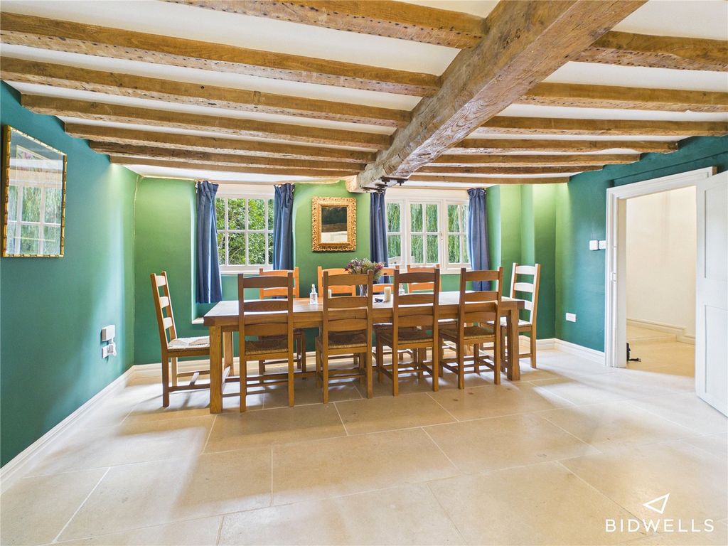 Property photo 3 of 31 Picture No. 09