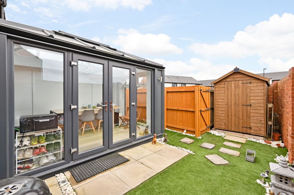 Property photo 2 of 11 Picture 2