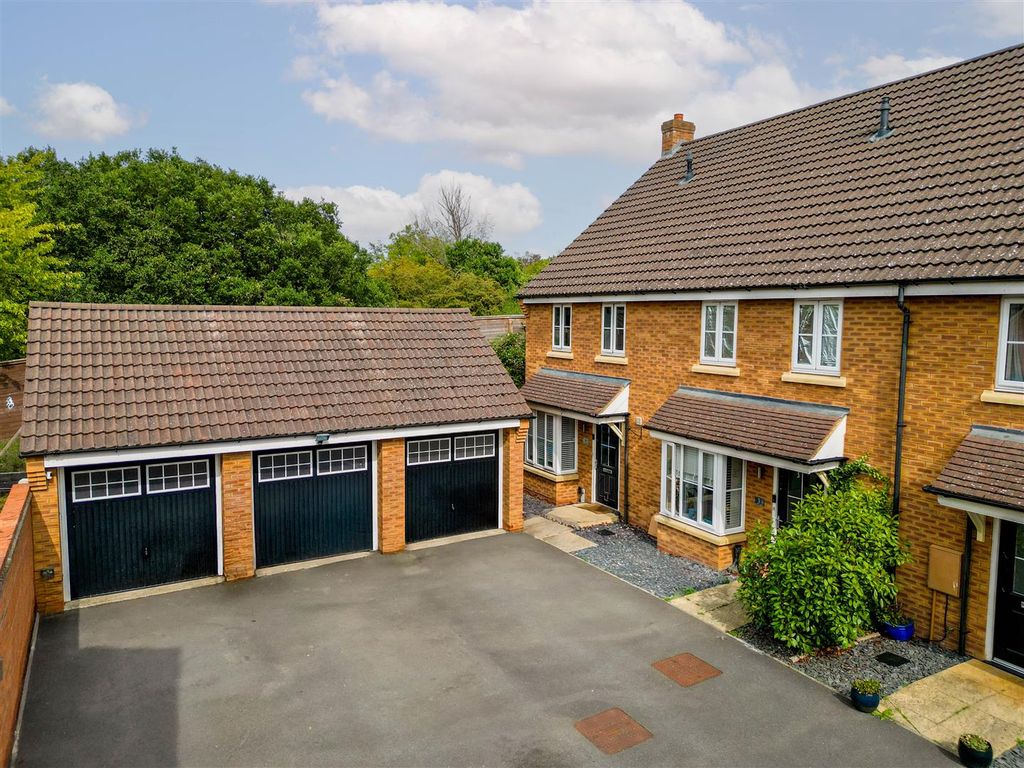 Property photo 1 of 15 Dji_0202-Hdr-Edit.Jpg