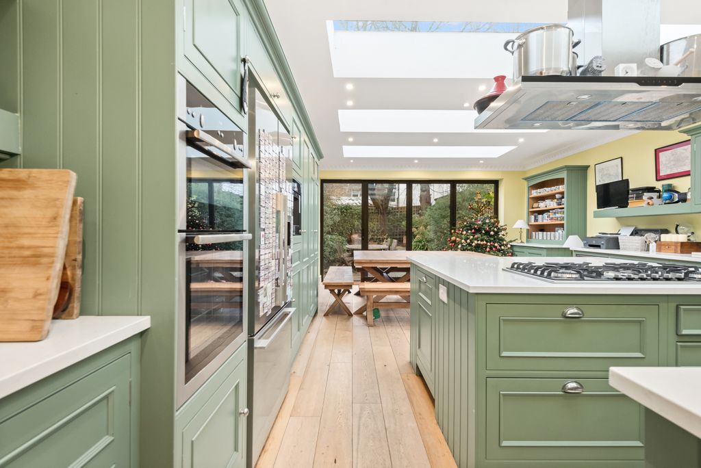 Property photo 3 of 20 Picture No. 14