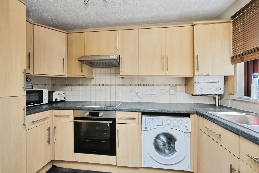 Property photo 2 of 13