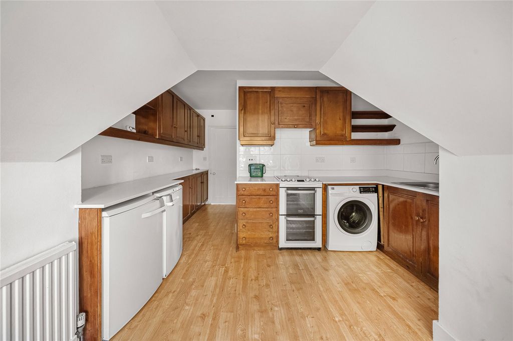 Property photo 3 of 10 Picture No. 05