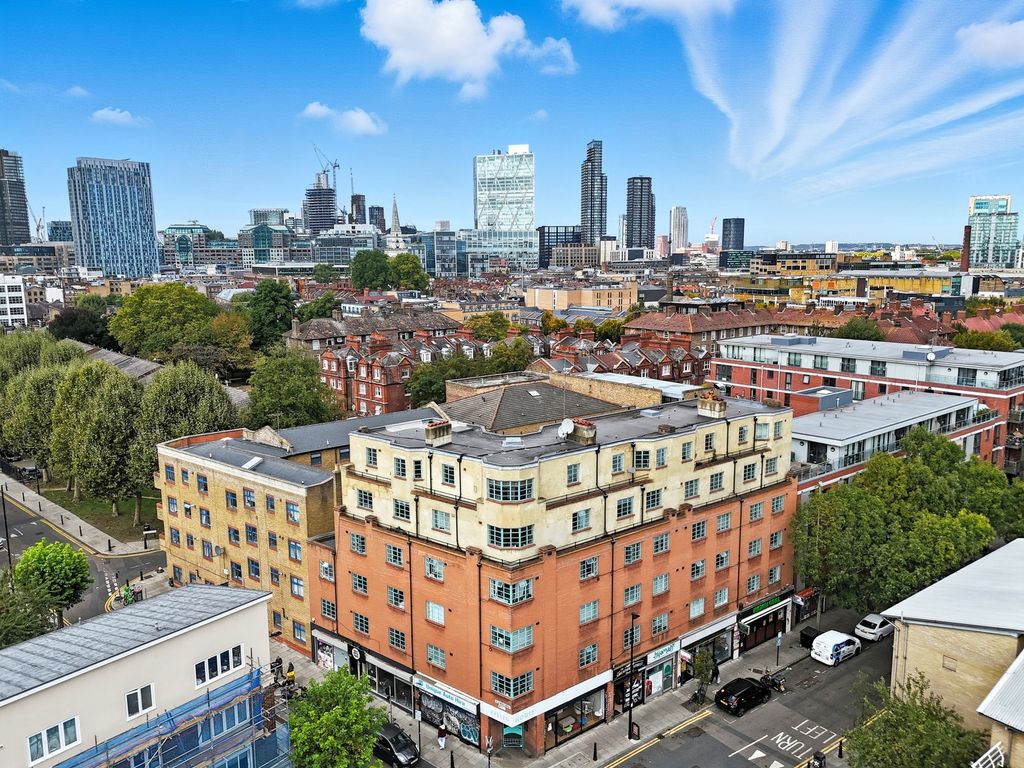 Property photo 1 of 16 Photo 2