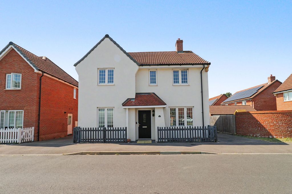Property photo 1 of 18