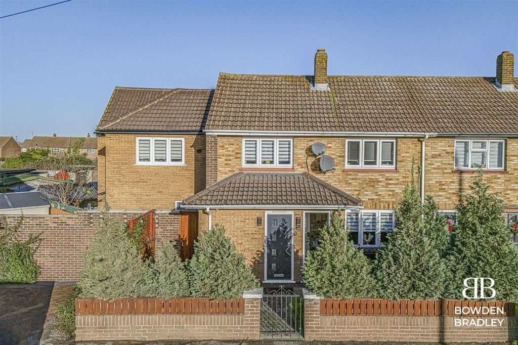 Property photo 1 of 27 Dji_20251202100640_0033_D.Jpg