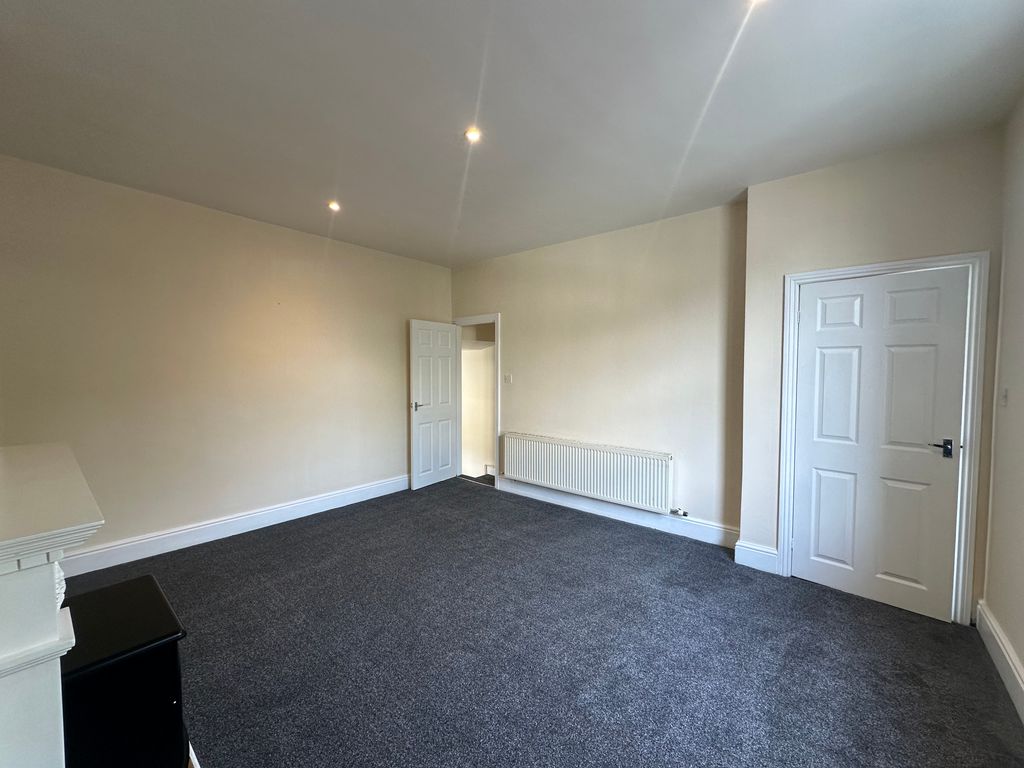 Property photo 3 of 13 Bedroom 1