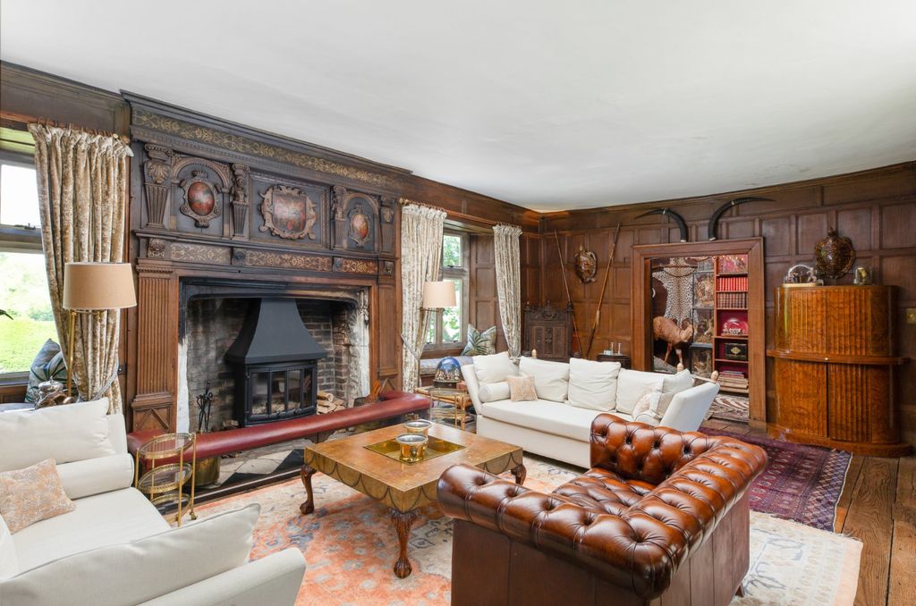 Property photo 2 of 29 Great Hall