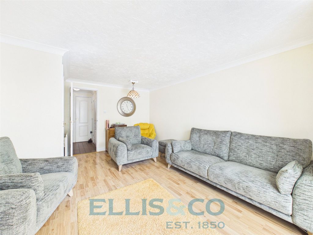 Property photo 3 of 17 Picture No. 03