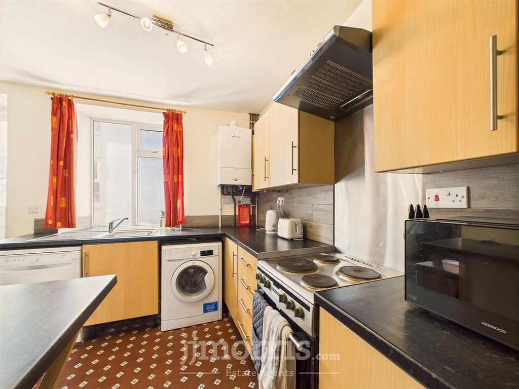 Property photo 3 of 14 Kitchen/Breakfast Room