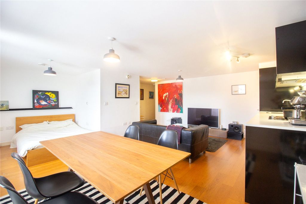 Property photo 2 of 10 Picture No. 07