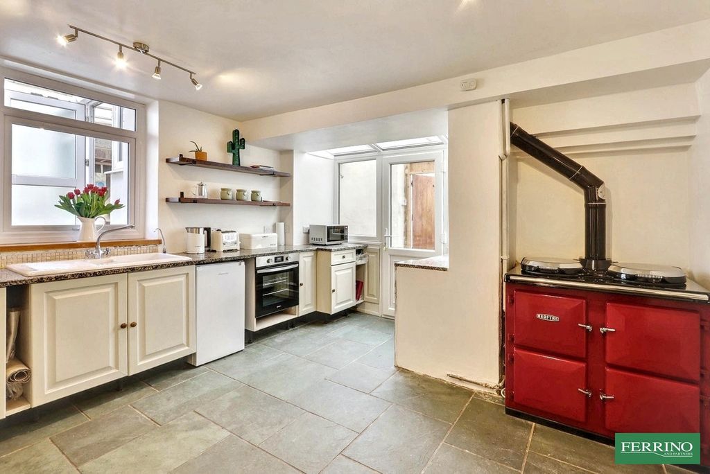 Property photo 3 of 25 Kitchen Breakfast Room