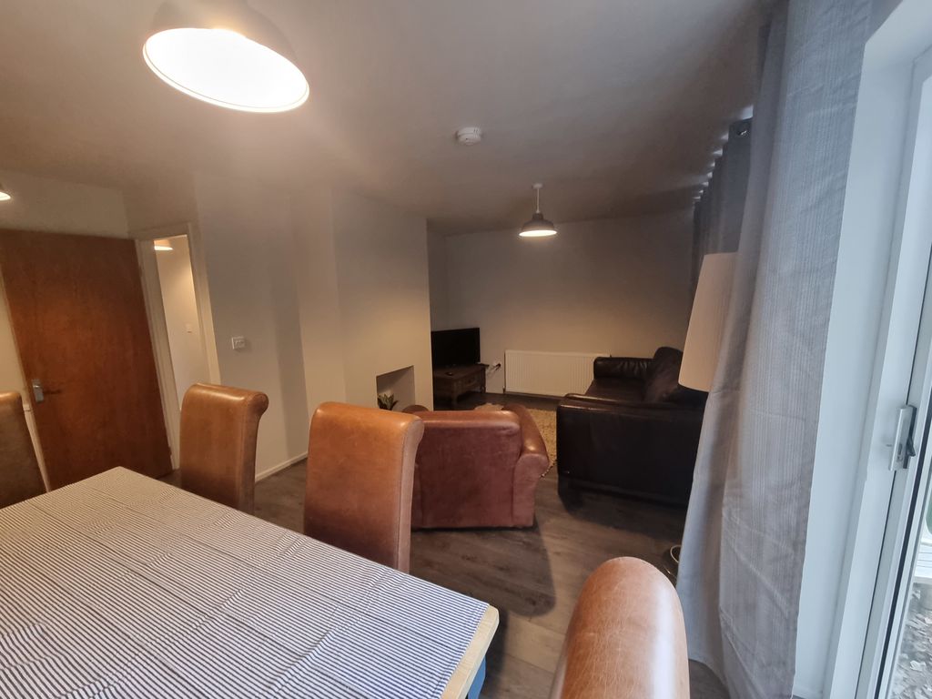 Property photo 2 of 18 Lounge / Diner (A)