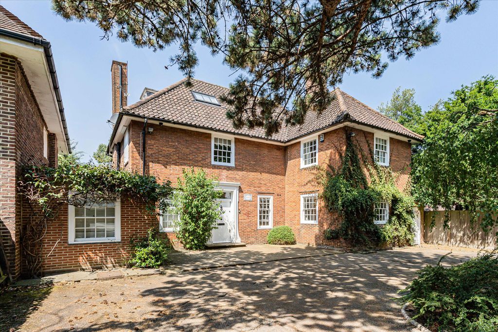 Property photo 1 of 14 Image