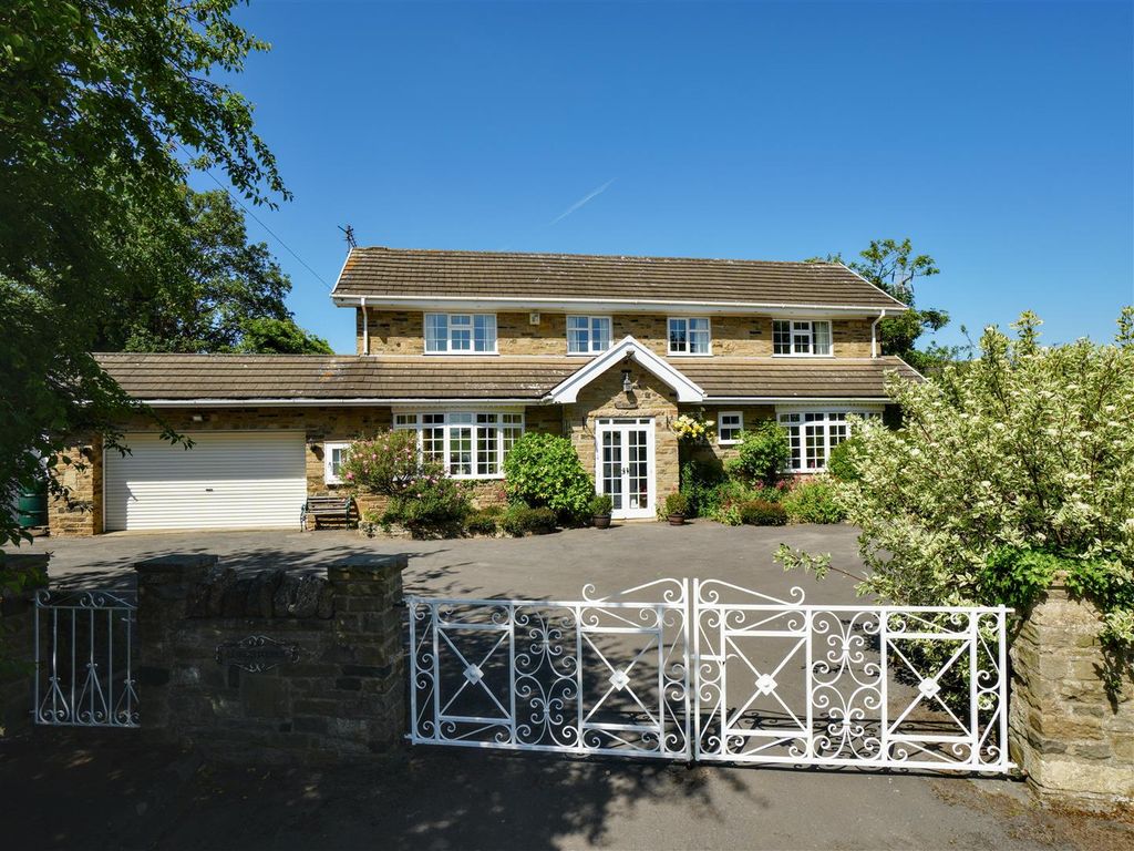 Property photo 1 of 34 External