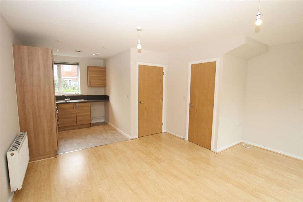 Property photo 3 of 10 Img_2180.Jpg