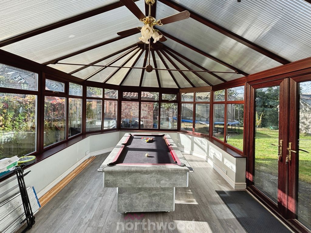 Property photo 2 of 46