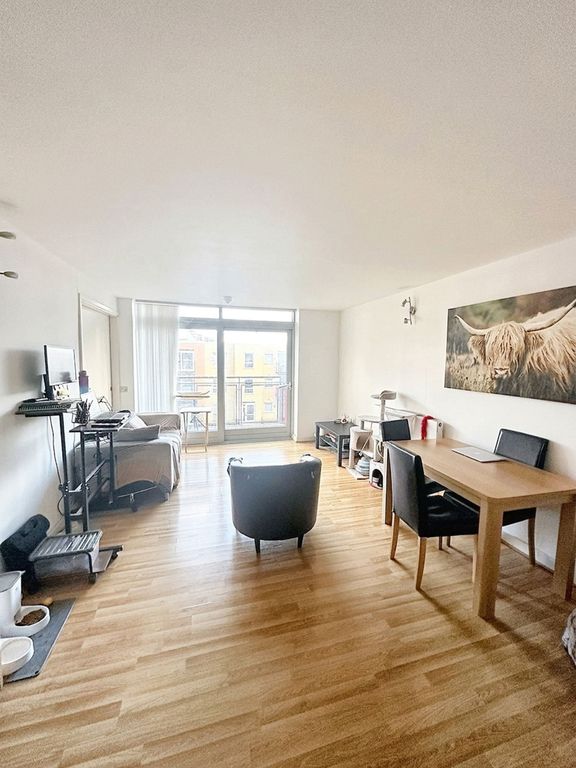Property photo 1 of 7
