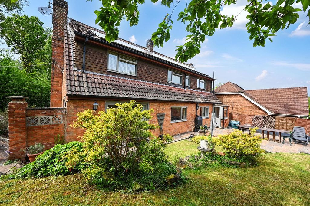 Property photo 1 of 29