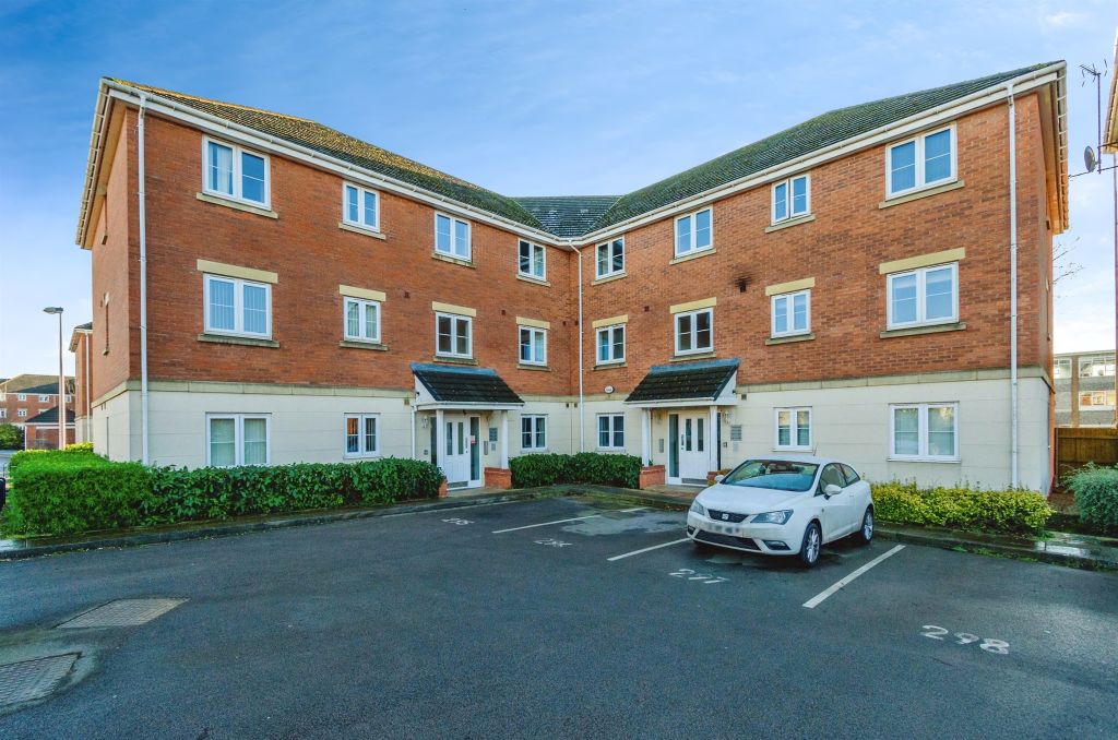 Property photo 1 of 18