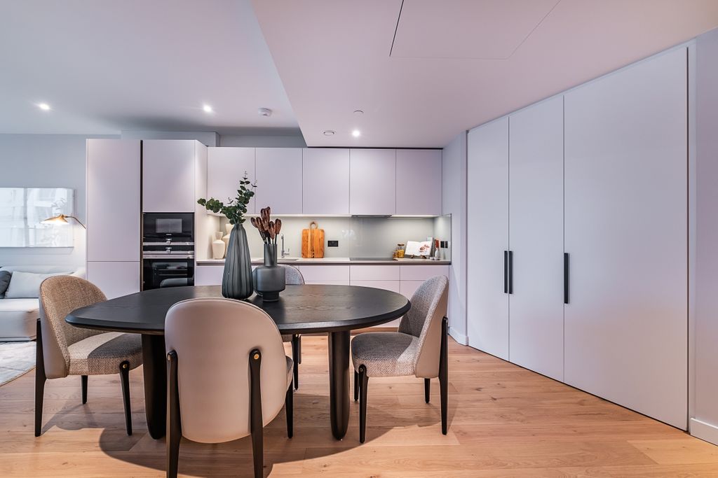 Property photo 3 of 13 802-Koa-House-002