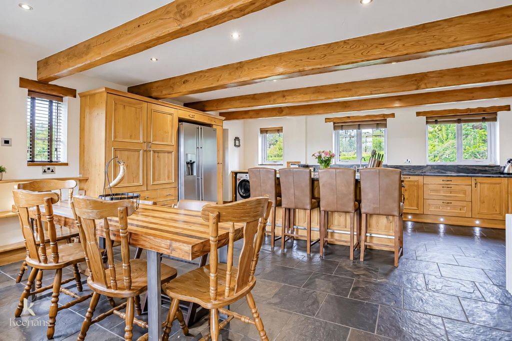Property photo 3 of 60 Untitled-3.Jpg