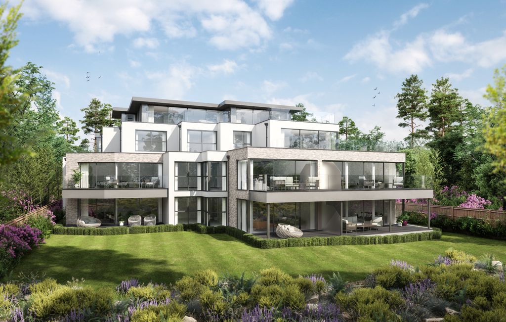 Property photo 1 of 20 Rear