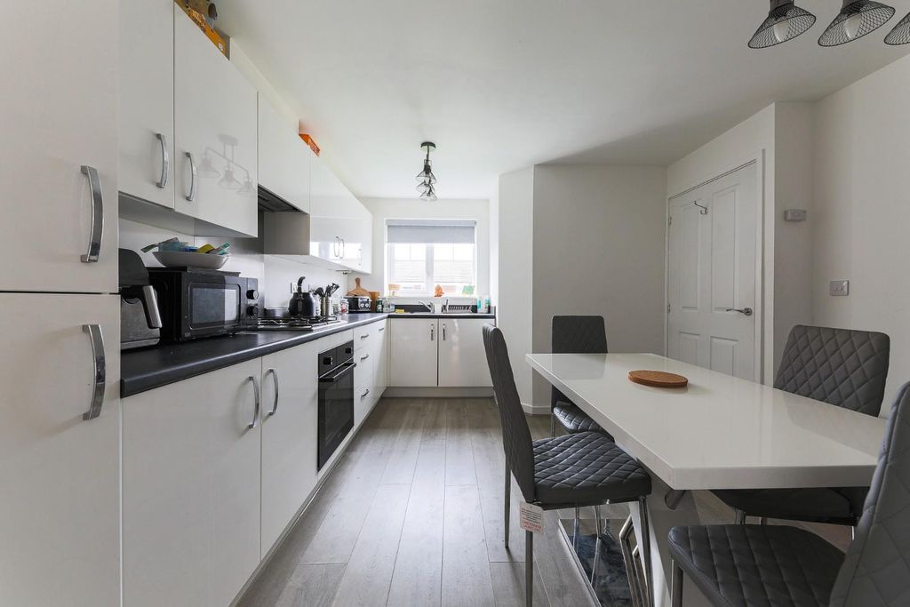 Property photo 2 of 13 Kitchen