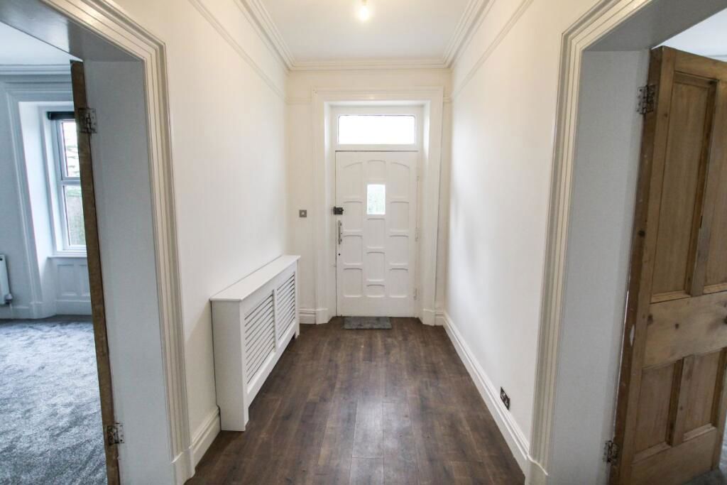 Property photo 2 of 43