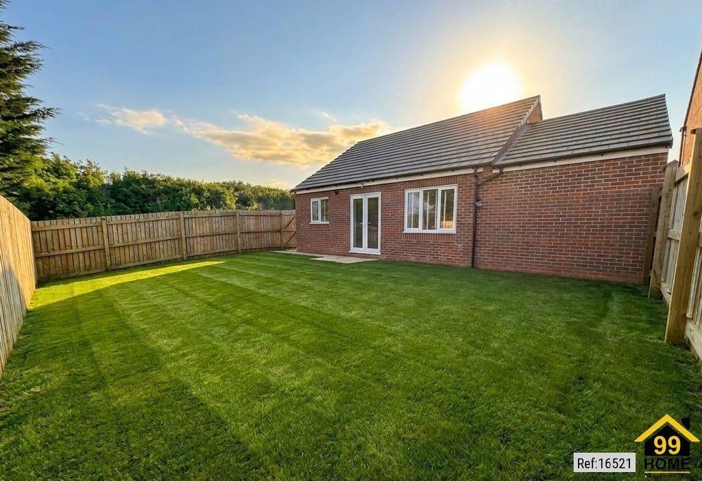 Property photo 2 of 16 Photo 1