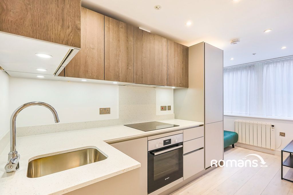 Property photo 1 of 10 Photo