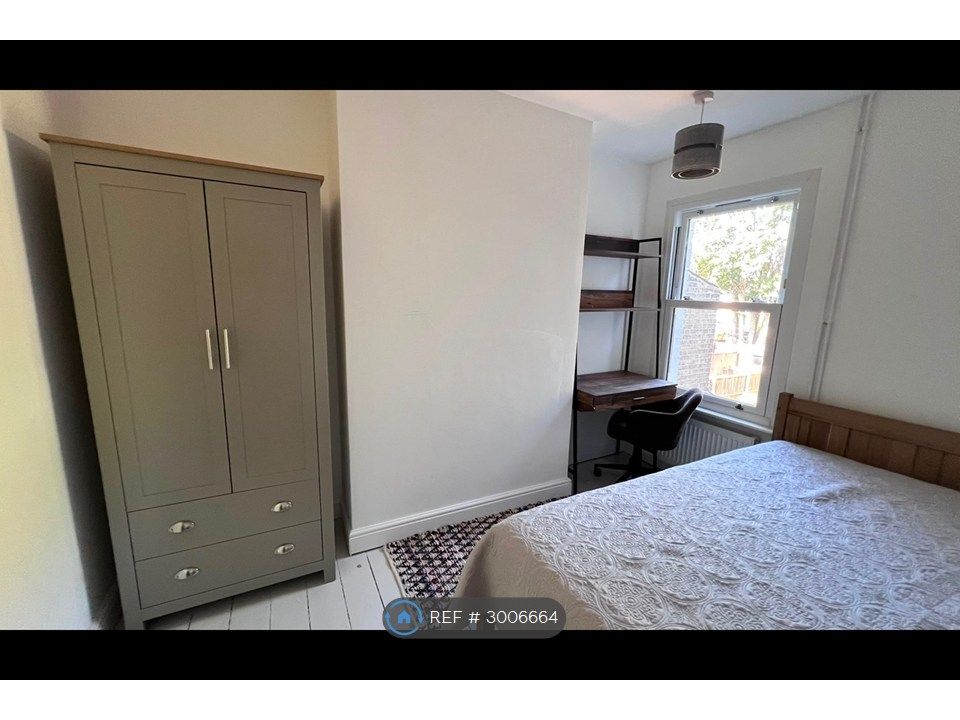 Property photo 3 of 10 1st Floor Bedroom m