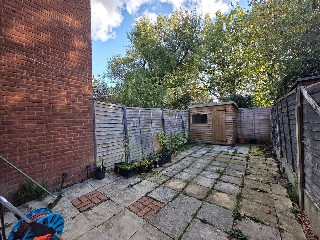 Property photo 3 of 12 Picture No. 01