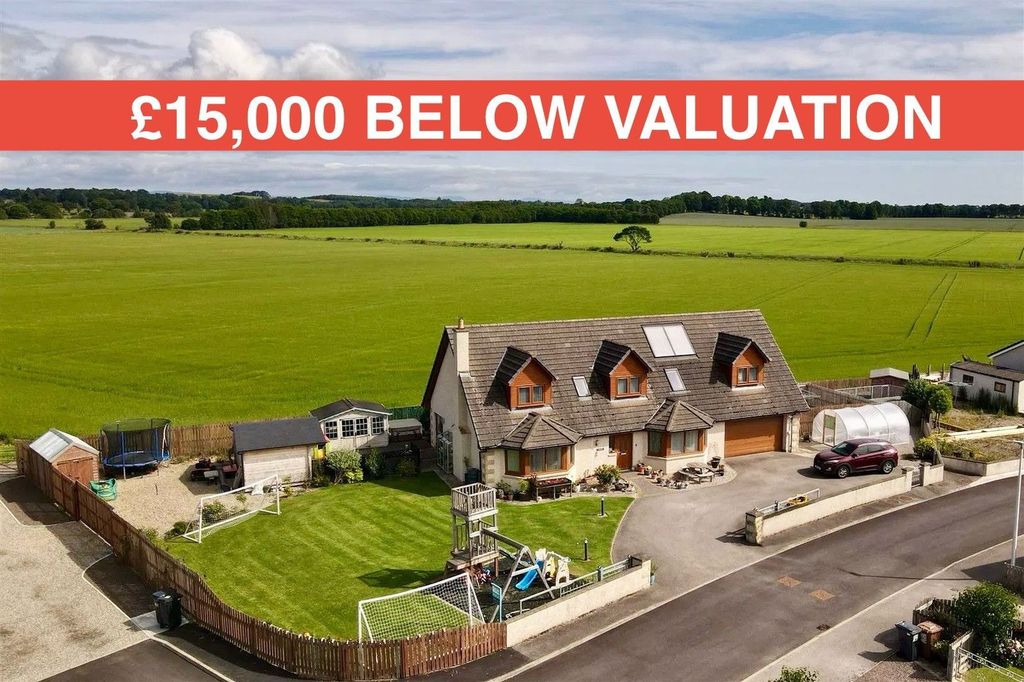 Property photo 1 of 27