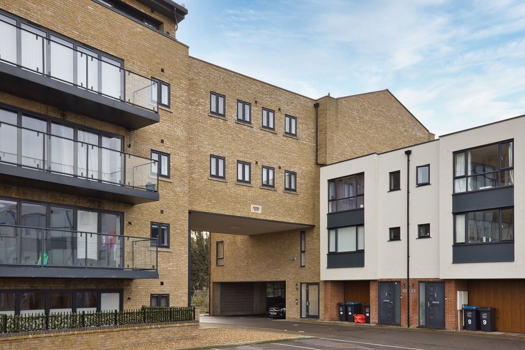 Property photo 1 of 11 Picture 1