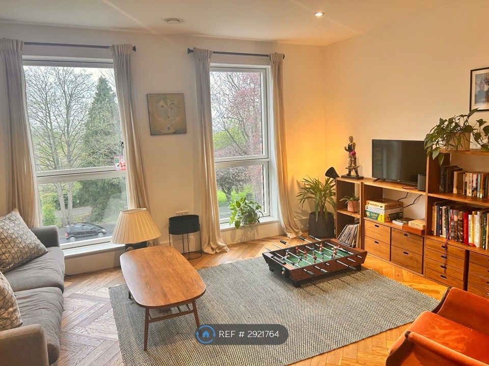 Property photo 2 of 25