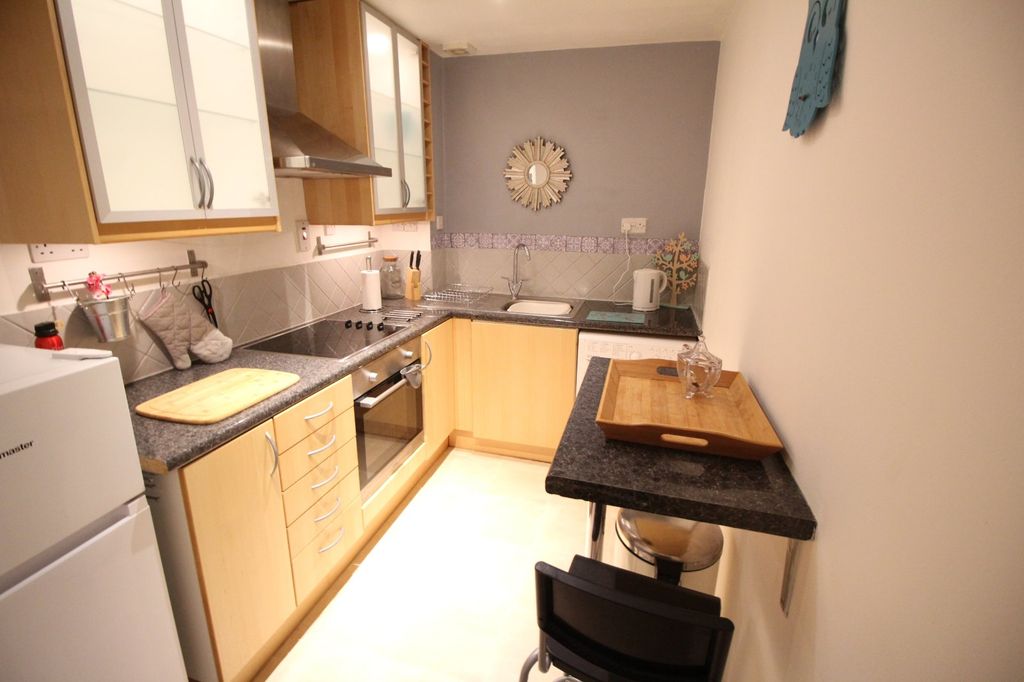 Property photo 2 of 11 Kitchen/Diner