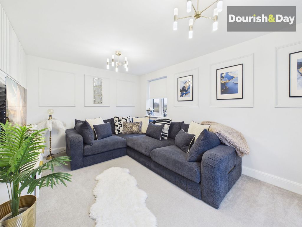 Property photo 2 of 25 Living Room