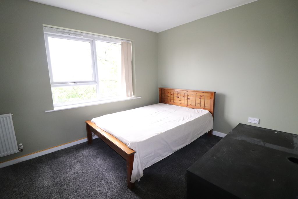 Property photo 3 of 15 Photo 03