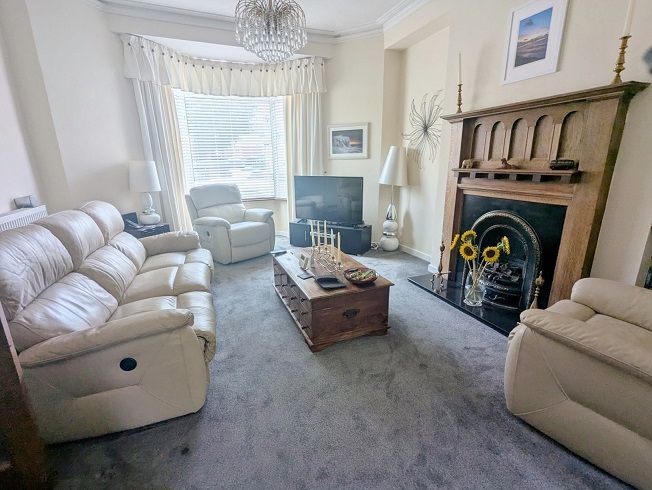 Property photo 3 of 18