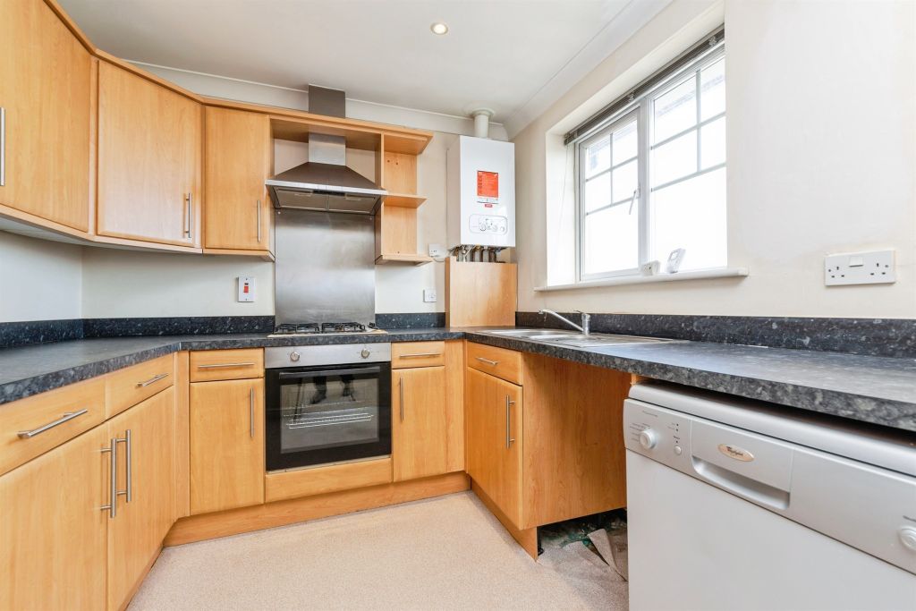 Property photo 3 of 14