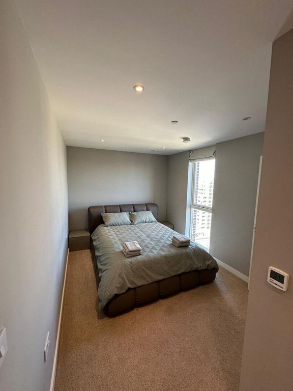 Property photo 2 of 15 Bedroom