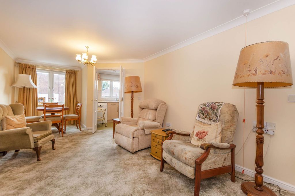 Property photo 3 of 19