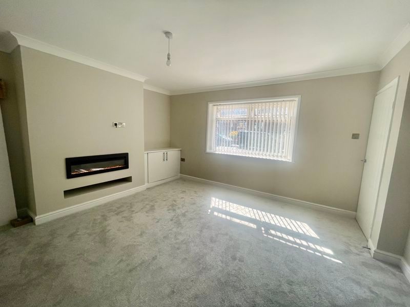 Property photo 3 of 15 Photo 24